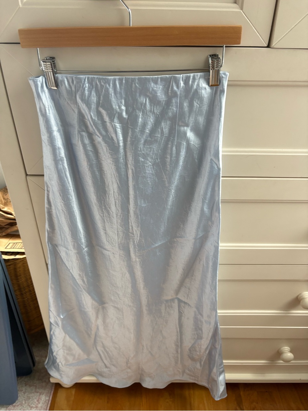 Aritzia satin Babaton maxi skirt
